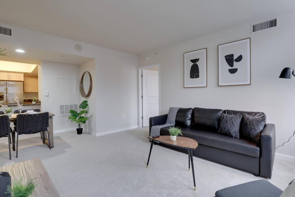 Bright And Cozy Apartment Near Pentagon City Arlington Exterior photo