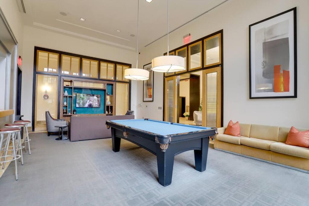 Bright And Cozy Apartment Near Pentagon City Arlington Exterior photo